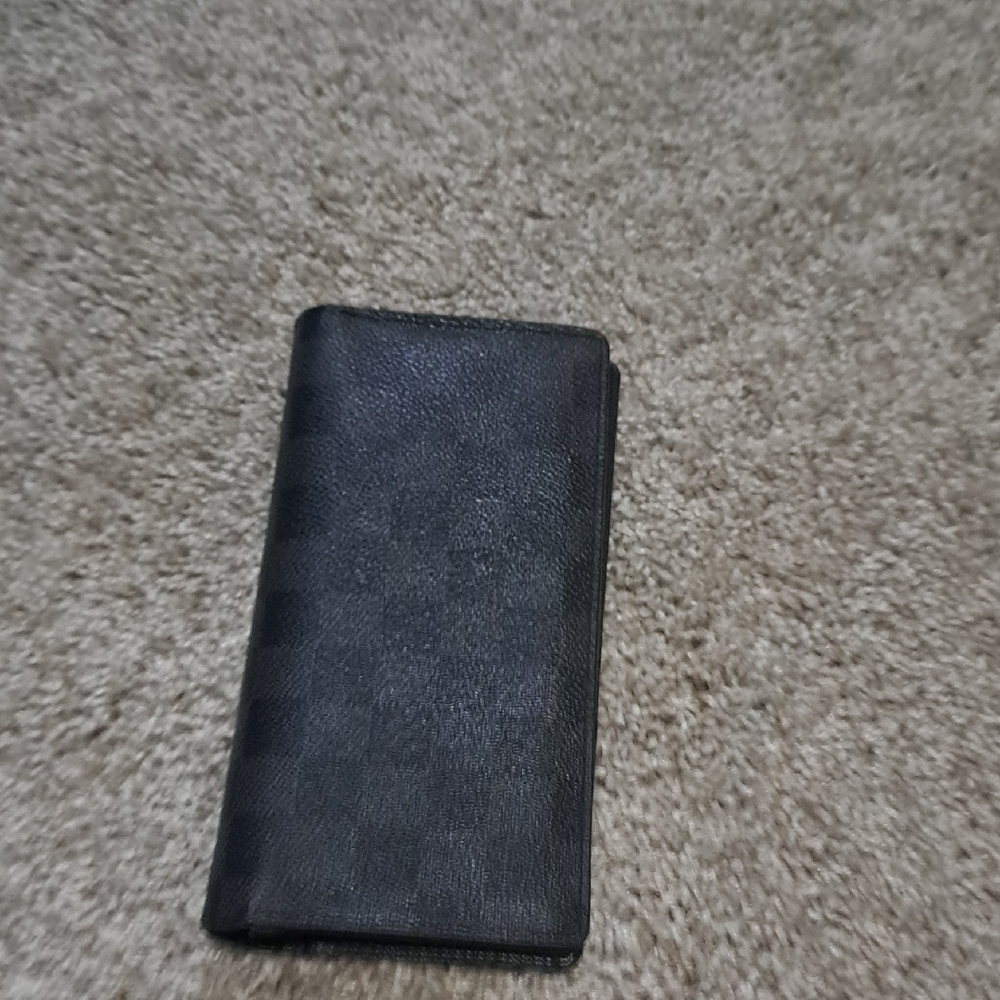 Men's  Louis Vuitton Damier Graphite Continental Wallet - Picture 2 of 14